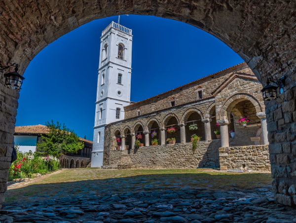 destination-Lushnje.jpg