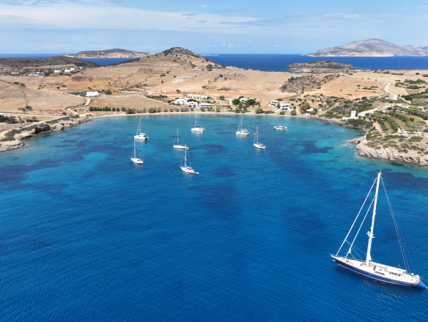 destination-cyclades.jpg