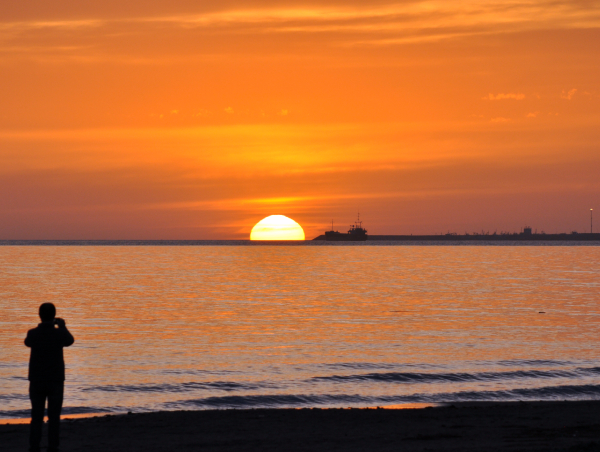 destination-durres-beach.jpg