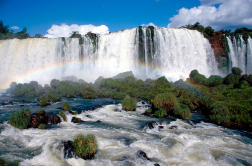 Iguacu Falls iguacu-falls-rainbow.jpg