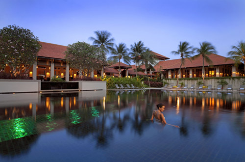 Singapore singapore-swimming-pool.jpg
